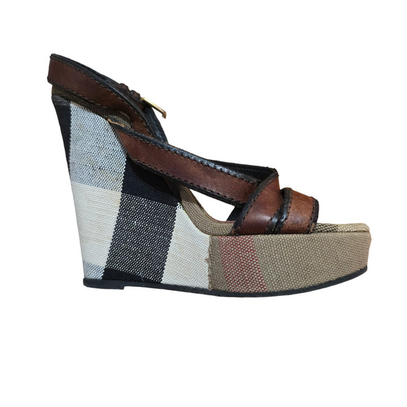 Burberry wedge sandals size 38.5 8 - Picture 1 of 7